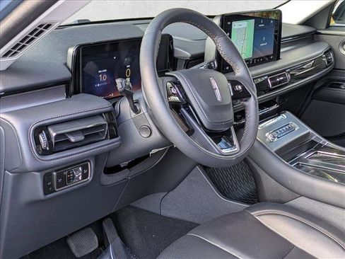 New 2025 Lincoln Aviator 2WD w/ Equipment Group 101A image 3