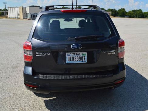 Used 2015 Subaru Forester 2.5i Premium w/ All-Weather Package AWD/4WD image 10