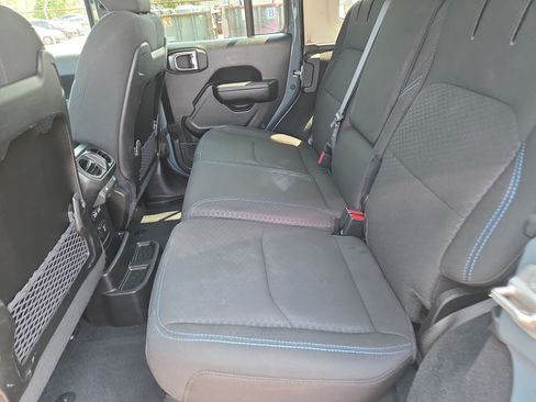 Used 2024 Jeep Wrangler Unlimited Rubicon 4xe AWD/4WD image 6