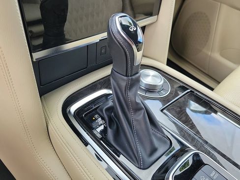 Used 2023 INFINITI QX80 Sensory w/ All-Season Package AWD/4WD image 18