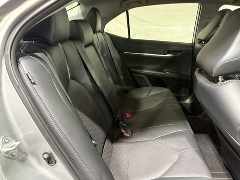 Used 2022 Toyota Camry XSE image 23