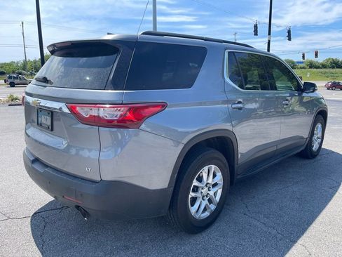 Used 2020 Chevrolet Traverse LT w/ LPO, 'HIT The Road' Package AWD/4WD image 3