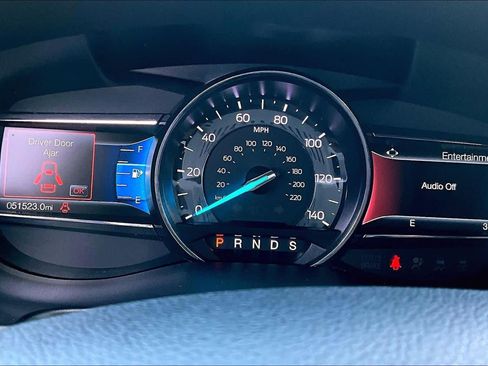 Used 2018 Ford Explorer XLT w/ Equipment Group 202A FWD image 27