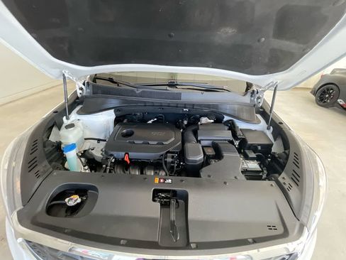 Used 2020 Kia Sorento LX w/ LX I4 Convenience Package AWD/4WD image 25