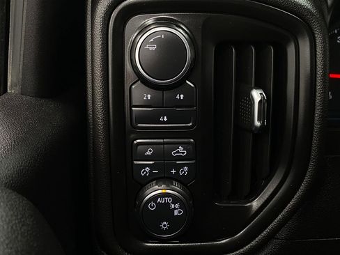 Used 2025 Chevrolet Silverado 2500 W/T w/ WT Convenience Package image 14