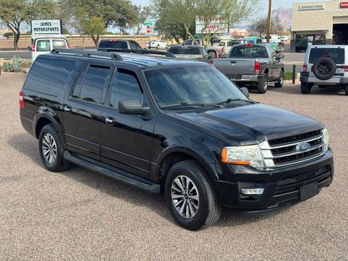 Used 2016 Ford Expedition EL XLT image 21