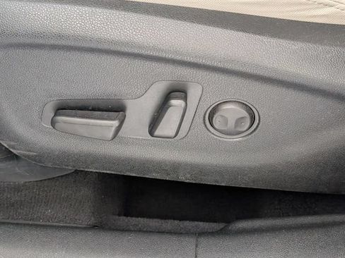 Used 2020 Kia Sorento LX w/ LX I4 Convenience Package FWD image 13