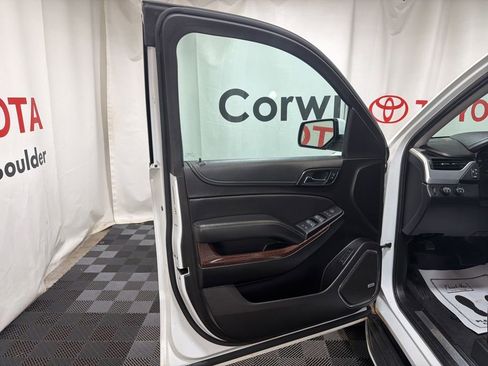 Used 2020 GMC Yukon XL SLT AWD/4WD image 23