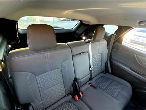 Used 2019 Chevrolet Blazer LT image 30