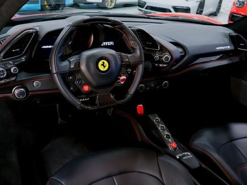 Used 2019 Ferrari 488 GTB RWD image 30
