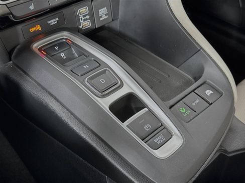 Certified 2022 Honda Insight Touring image 17