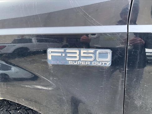 Used 2004 Ford F350 XL image 6