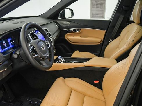 Used 2023 Volvo XC90 B6 Ultimate w/ Protection Package Premier AWD/4WD image 19