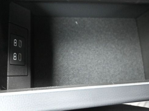 New 2026 Toyota Prius XLE image 37