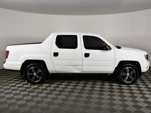 Used 2014 Honda Ridgeline Sport image 5