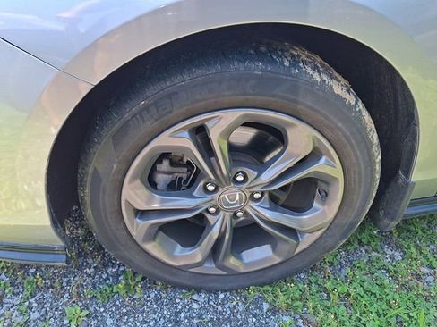 Used 2023 Honda Accord EX-L image 4