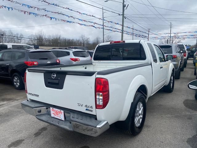 Used 2017 Nissan Frontier SV AWD/4WD image 6