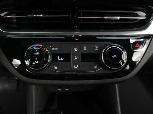 New 2026 Buick Envista Sport Touring w/ Convenience I Package FWD image 6