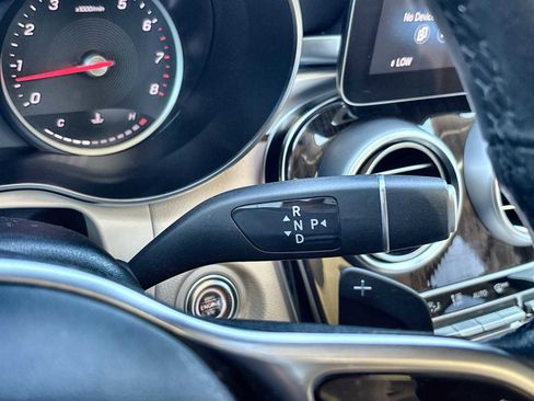 Certified 2021 Mercedes-Benz GLC 300 image 23