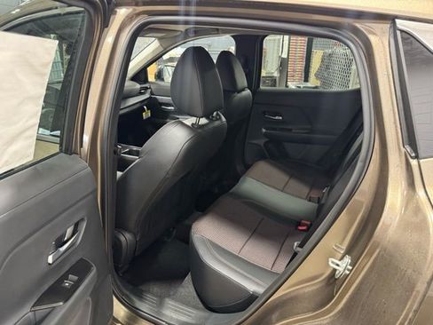 New 2026 Nissan Kicks SR w/ Cold Weather Package image 19