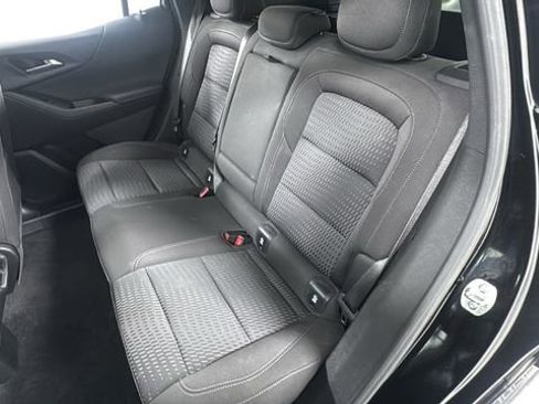 Used 2025 Chevrolet Equinox LT image 12