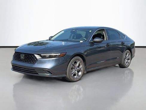 Used 2024 Honda Accord EX image 2