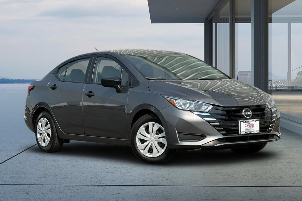 Used 2024 Nissan Versa S FWD image 2