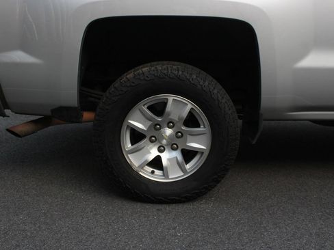 Used 2017 Chevrolet Silverado 1500 LT w/ All Star Edition RWD image 5