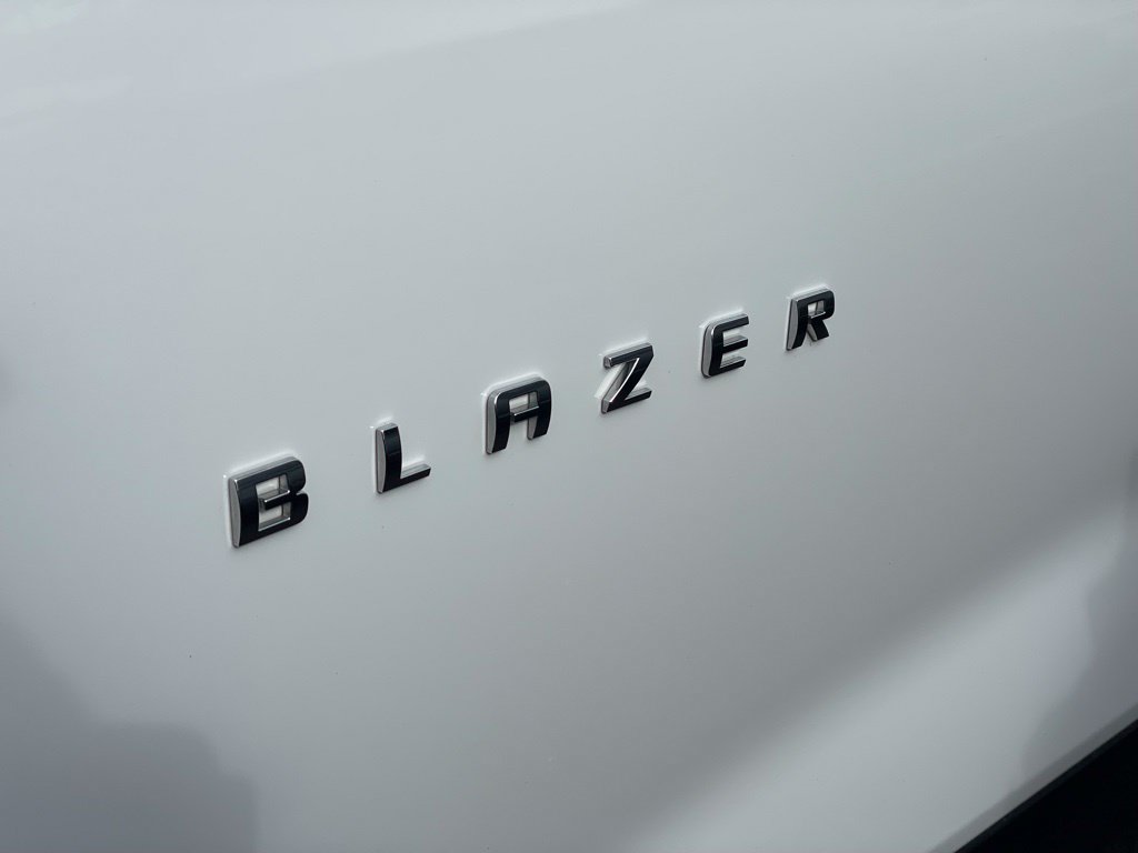 Used 2025 Chevrolet Blazer LT AWD/4WD image 27