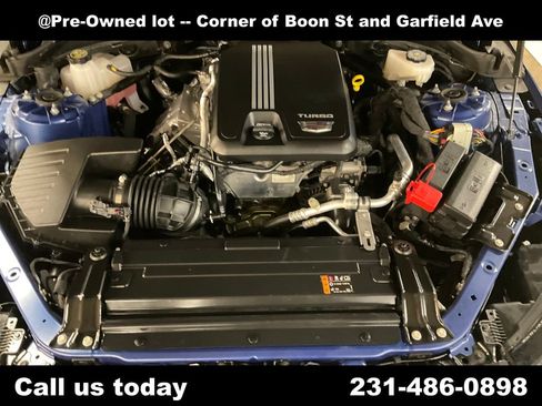 Used 2024 Cadillac CT4 Luxury w/ Cold Weather Package AWD/4WD image 10