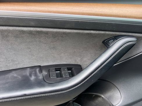 Used 2022 Tesla Model 3 Long Range image 13