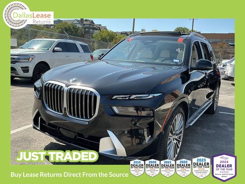 Used 2024 BMW X7 xDrive40i w/ Premium Package AWD/4WD image 1