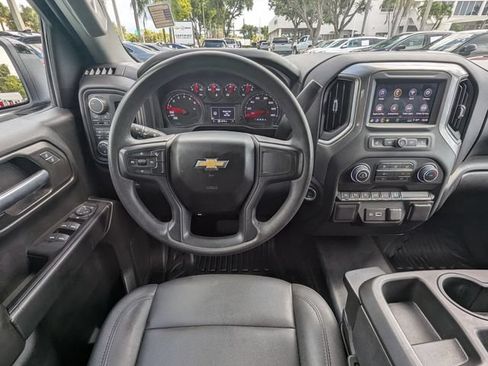 Used 2025 Chevrolet Silverado 1500 W/T w/ WT Value Package AWD/4WD image 15