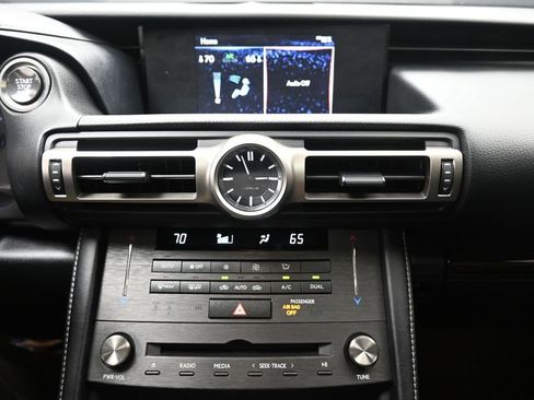 Used 2019 Lexus RC 300 w/ Accessory Package image 9