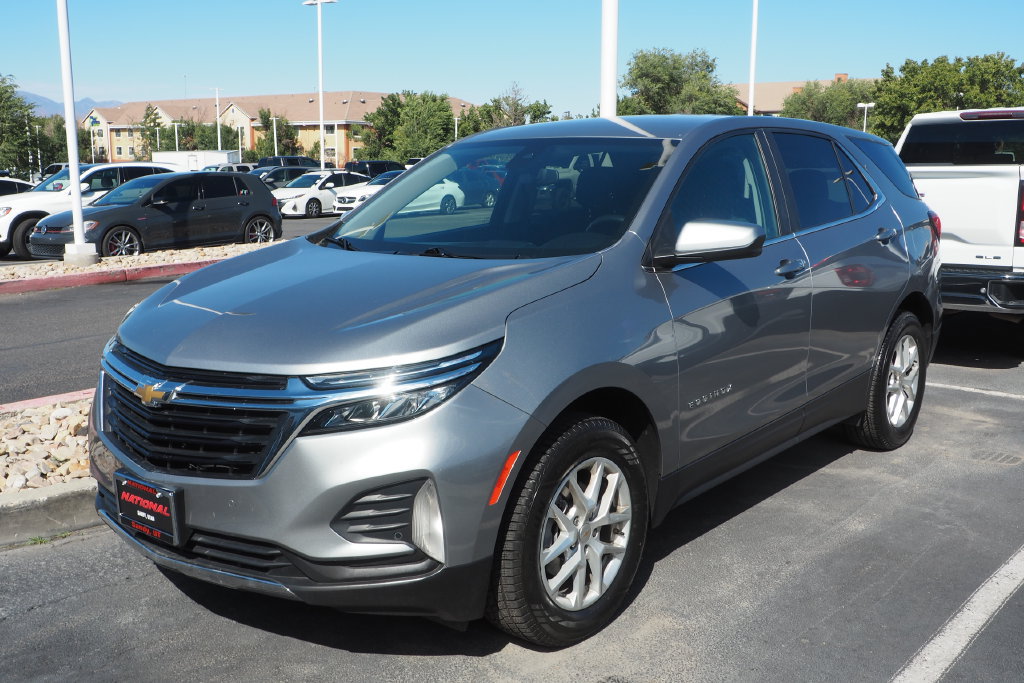 Used 2024 Chevrolet Equinox LT AWD/4WD image 1