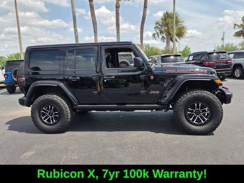 Certified 2025 Jeep Wrangler Unlimited Rubicon AWD/4WD image 8