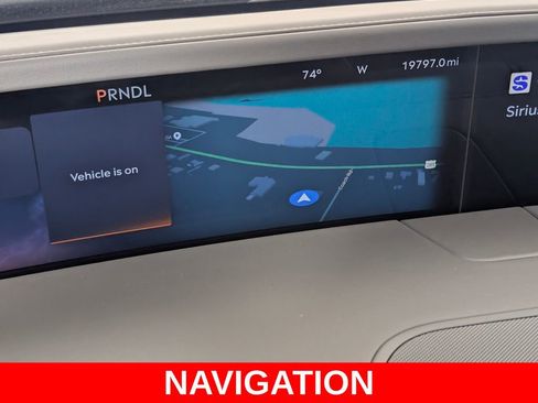 Used 2025 Lincoln Nautilus Premier w/ Equipment Group 102A AWD/4WD image 10