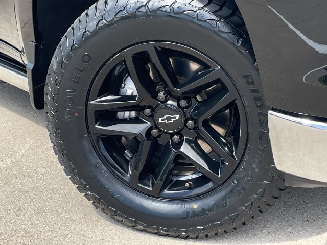Used 2022 Chevrolet Silverado 1500 LTZ AWD/4WD image 9
