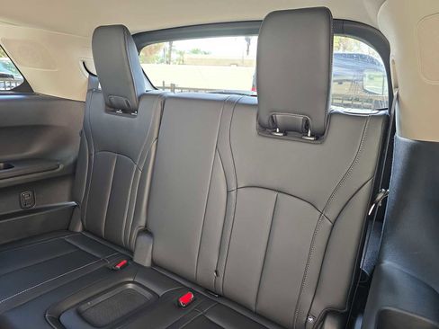 Certified 2026 INFINITI QX60 Luxe w/ Cargo Package image 11