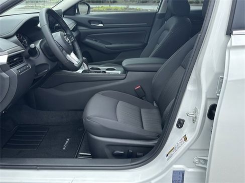 New 2025 Nissan Altima 2.5 SV w/ SV Premium Package image 10
