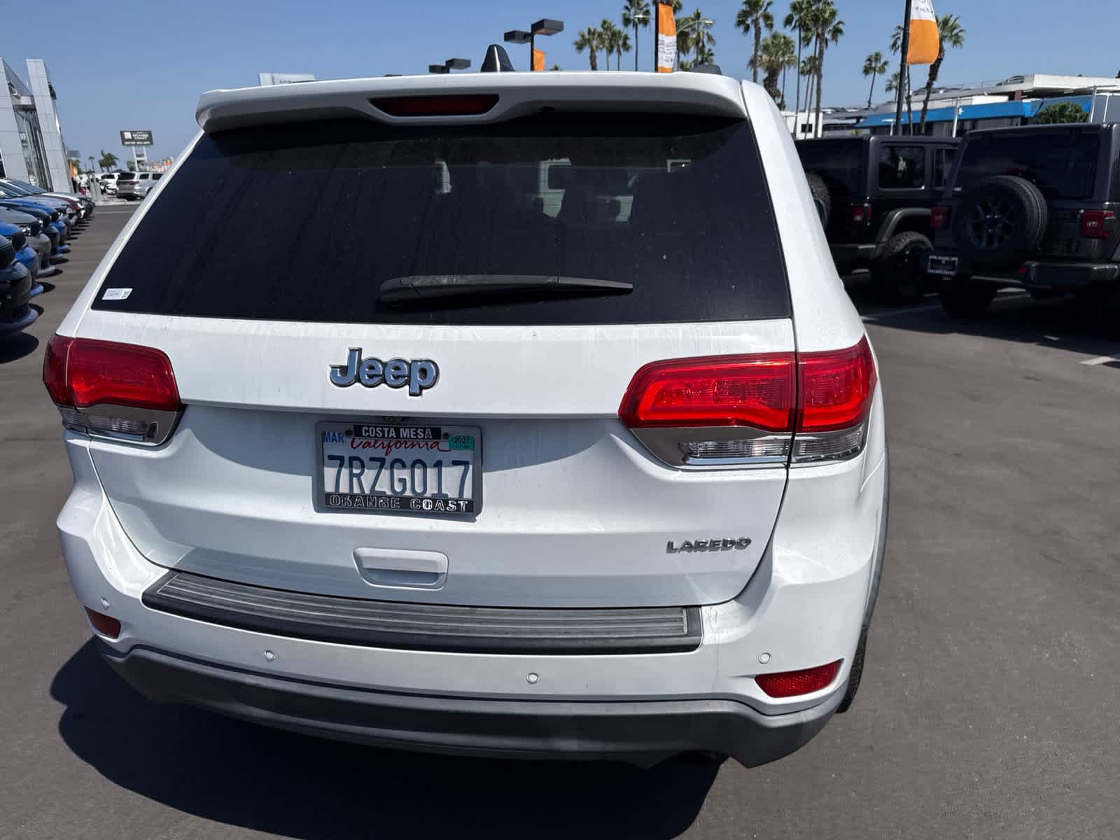 Used 2015 Jeep Grand Cherokee Laredo w/ Quick Order Package 23E RWD image 16
