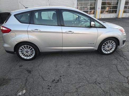 Used 2015 Ford C-MAX SE w/ Interior Protection Package image 7