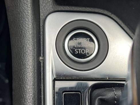 Used 2024 Nissan Sentra SV image 23