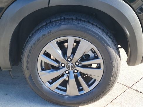 Used 2022 Nissan Pathfinder S image 13