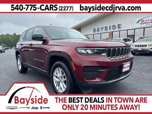 Used 2025 Jeep Grand Cherokee Laredo X w/ Luxury Tech Group I AWD/4WD image 1