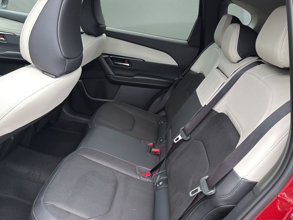 New 2026 MAZDA CX-5 Preferred AWD/4WD image 17