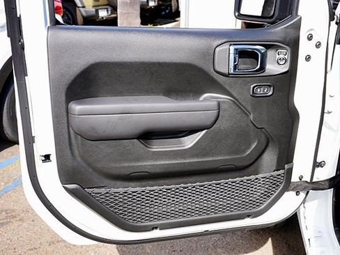 New 2025 Jeep Wrangler Unlimited Sport S 4xe w/ Convenience Group AWD/4WD image 28