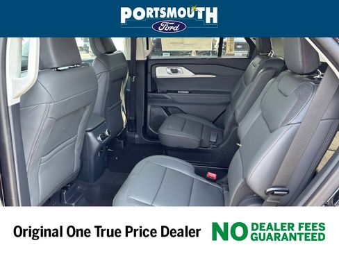 New 2025 Ford Explorer Active w/ Active Comfort Package image 5