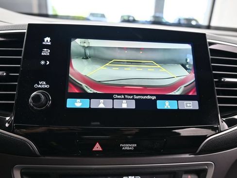 Used 2025 Honda Passport EX-L image 24