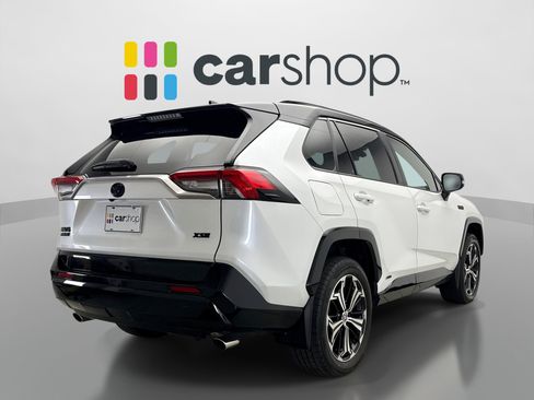 Used 2024 Toyota RAV4 XSE w/ Weather Package AWD/4WD image 5